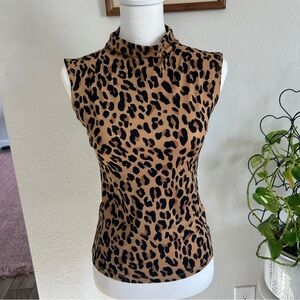 Nine West mock neck sleeveless leopard print tank top